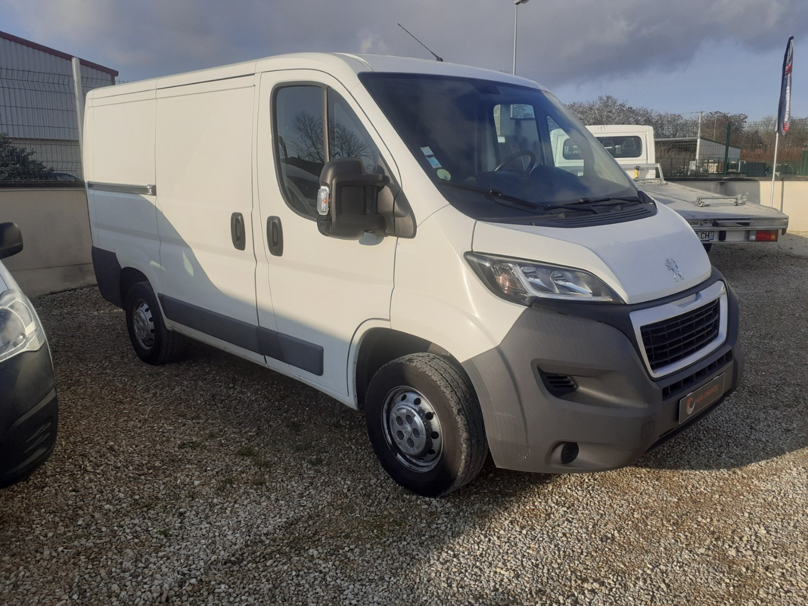 PEUGEOT BOXER FOURGON TOLE 333 L1H1 BLUEHDI 110 PREMIUM 13990 EURO TTC ...