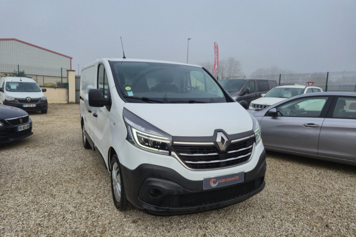 RENAULT TRAFIC FOURGON