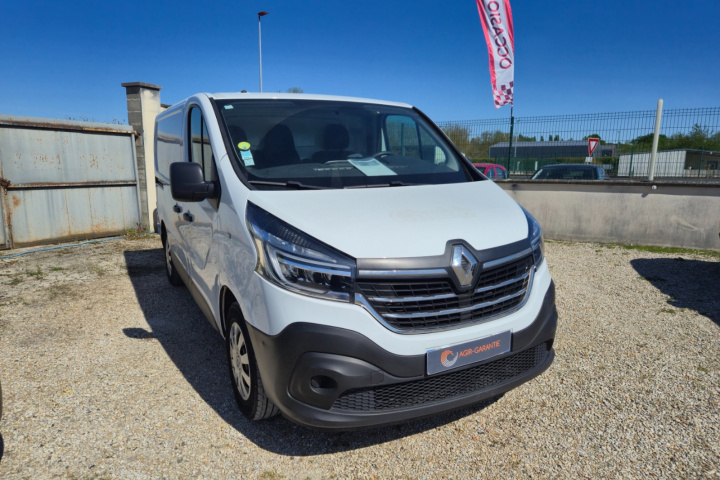 RENAULT TRAFIC FOURGON
