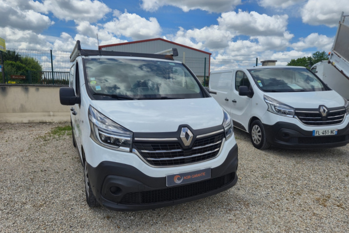 RENAULT TRAFIC FOURGON